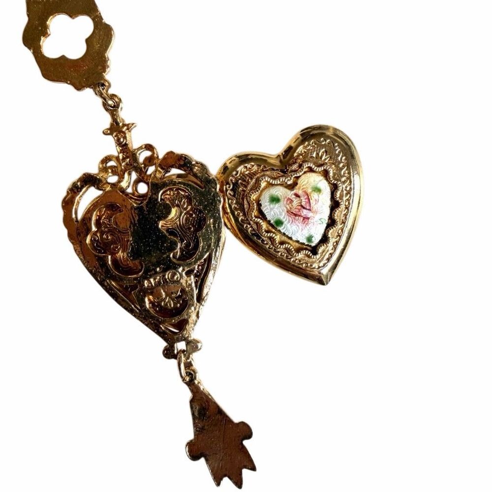 ART Vintage Gold Tone Heart Locket Necklace with Enamel Rose